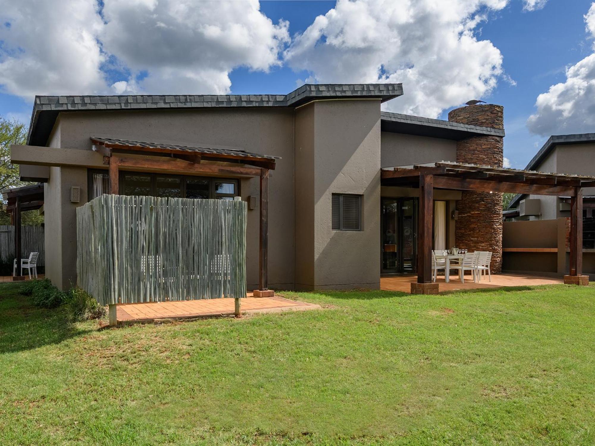 Monomotapa Village @ Legend Golf And Safari Resort Golders Green Exterior photo