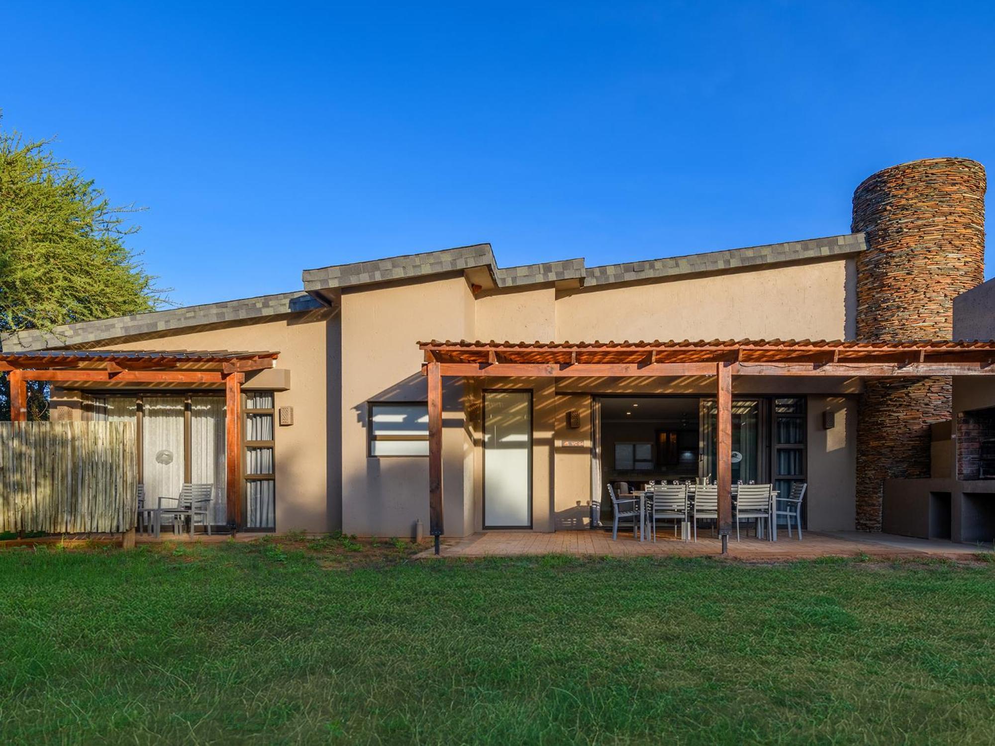 Monomotapa Village @ Legend Golf And Safari Resort Golders Green Exterior photo